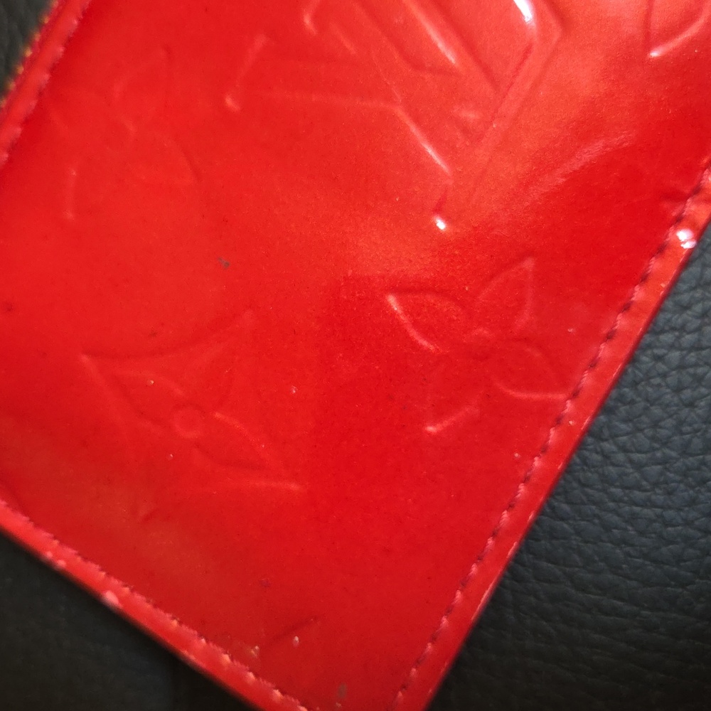 Louis Vuitton Red Monogram Vernis Key  Cles - Change/Card Holder 2004 - Picture 16 of 16